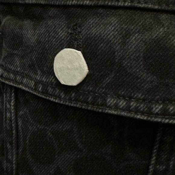 Women’s Coach NWT Signature C Denim Jacket in black XL relaxed fit - Picture 13 of 16